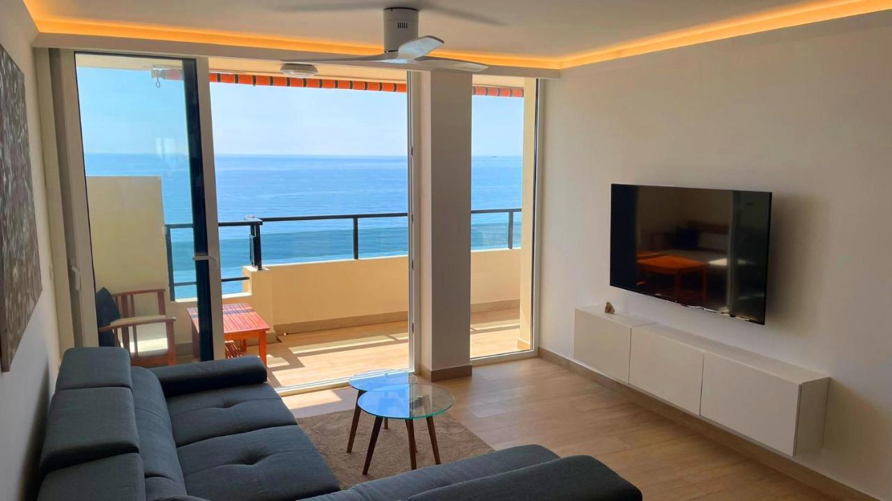 Beachfront -- New Luxury Apartment -- 1ª Linea Playa -- Fuengirola City Center -- Private Parking -- Panoramic Sea Views -- Kültér fotó