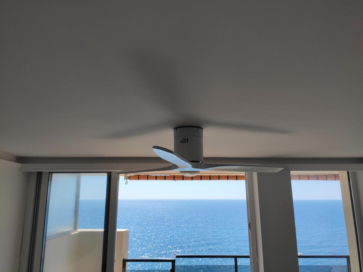 Beachfront -- New Luxury Apartment -- 1ª Linea Playa -- Fuengirola City Center -- Private Parking -- Panoramic Sea Views -- Kültér fotó